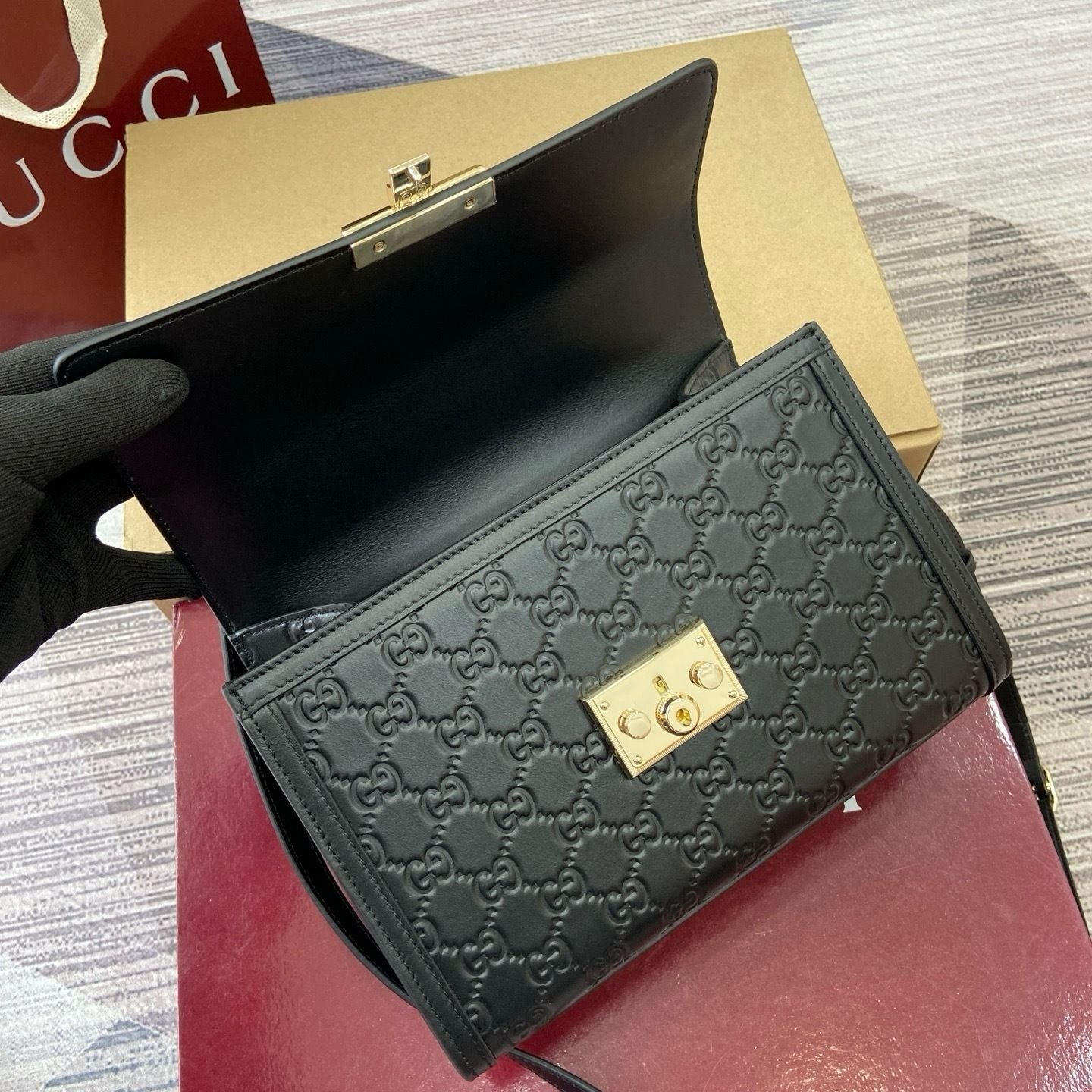 GUCC*i clutch - Image 6