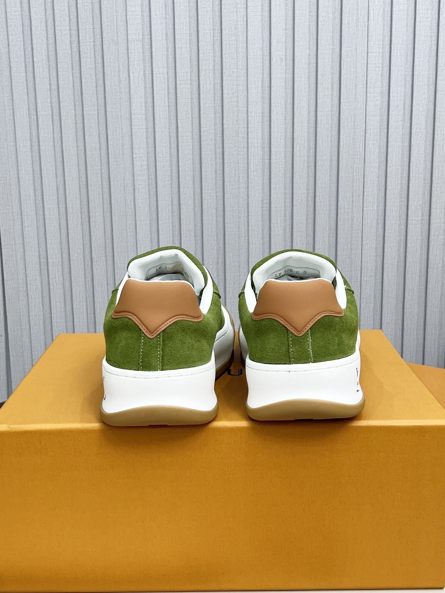 sneaker l.v trainer 2026