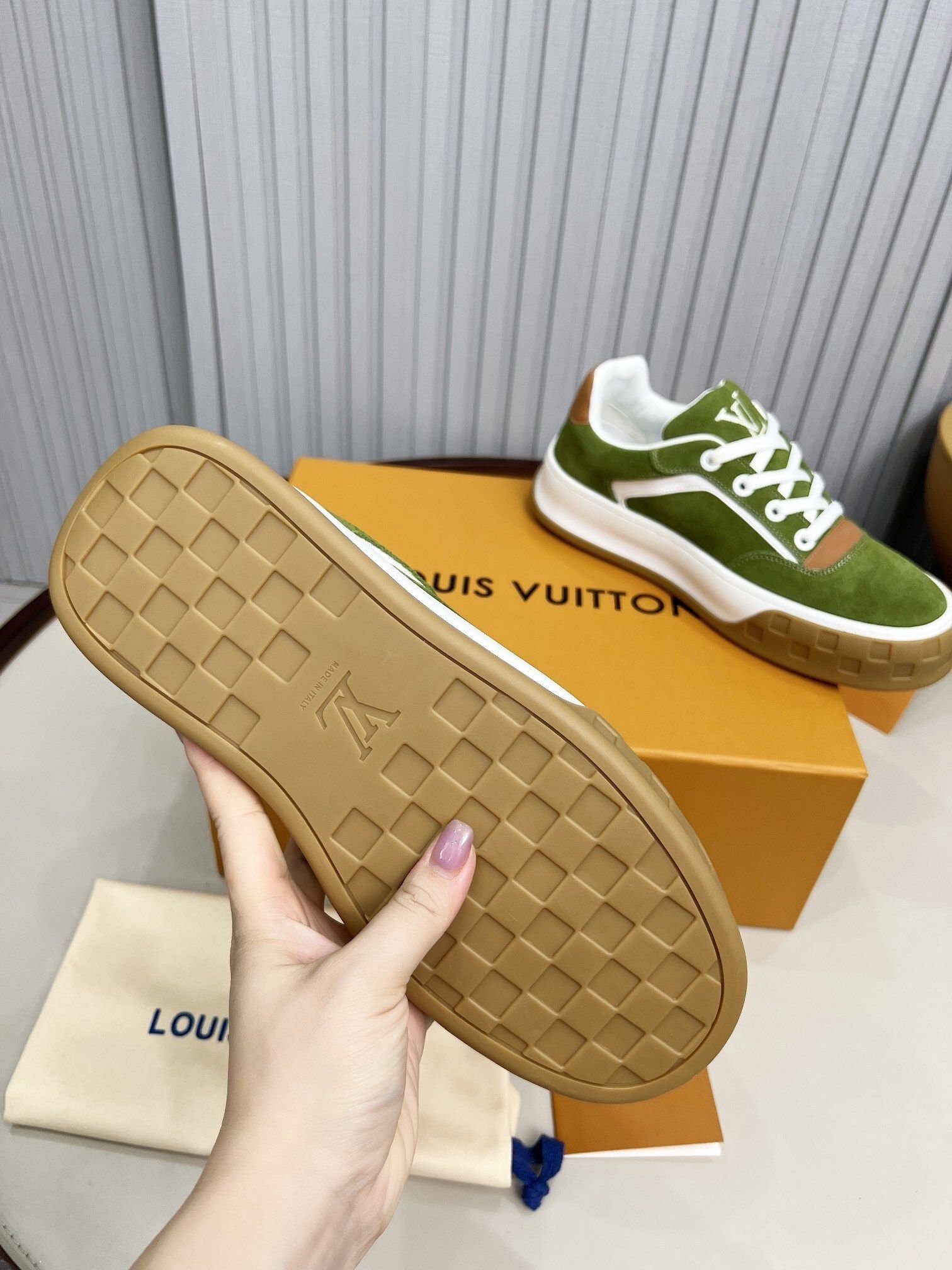 sneaker l.v trainer 2026