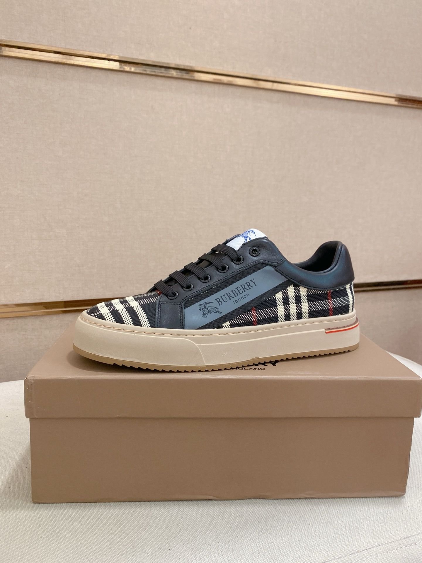 Baskets burberr*y Check en cuir 2026 - Image 4