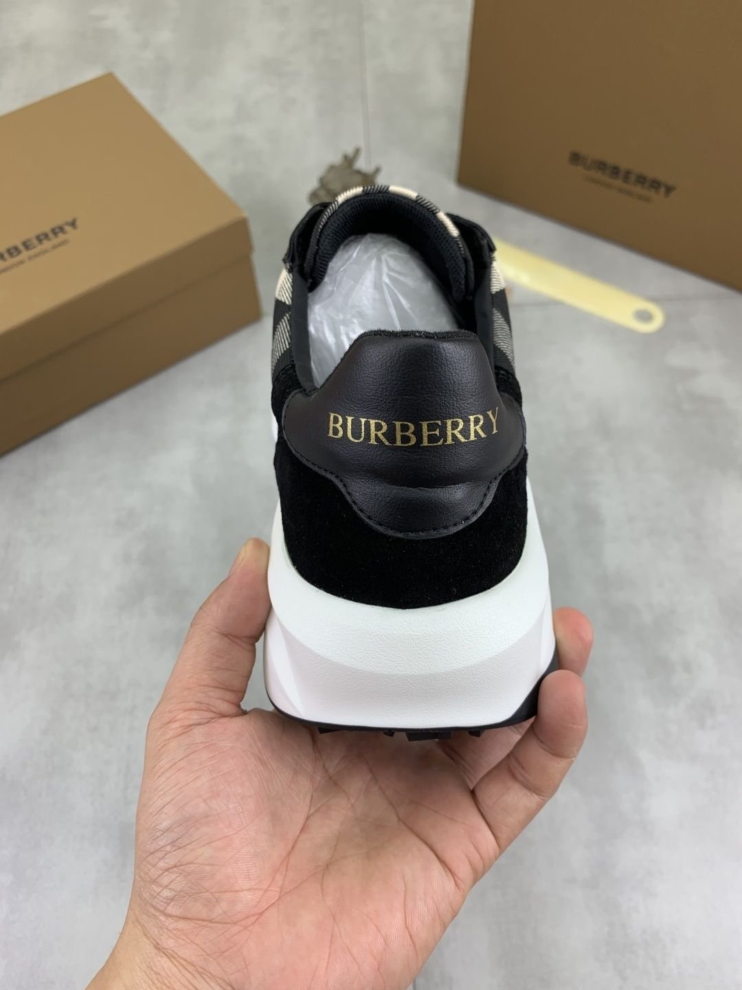 baskets b.b check en cuir 2026